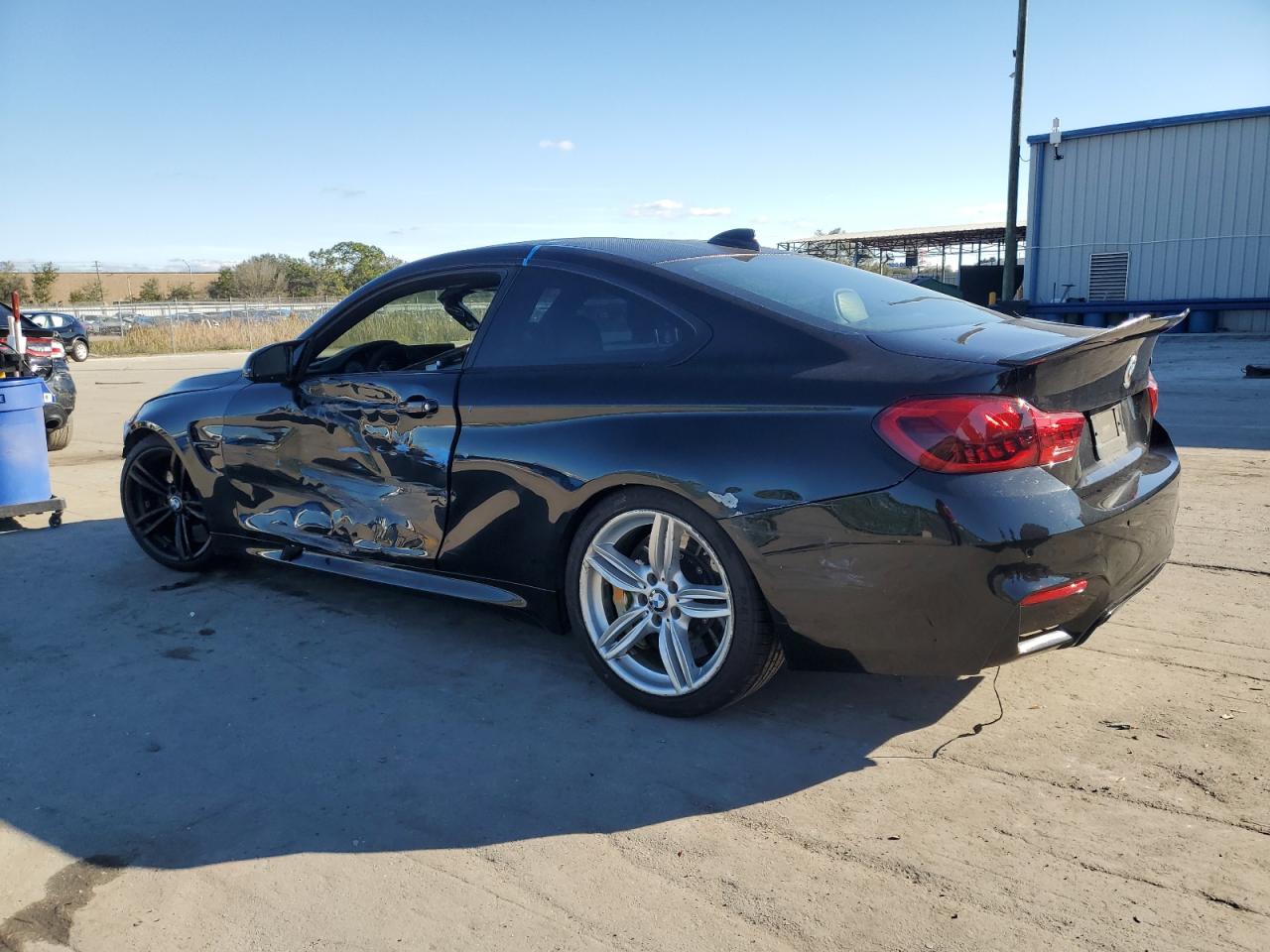 Photo 1 VIN: WBS3R9C55FK333248 - BMW M4 