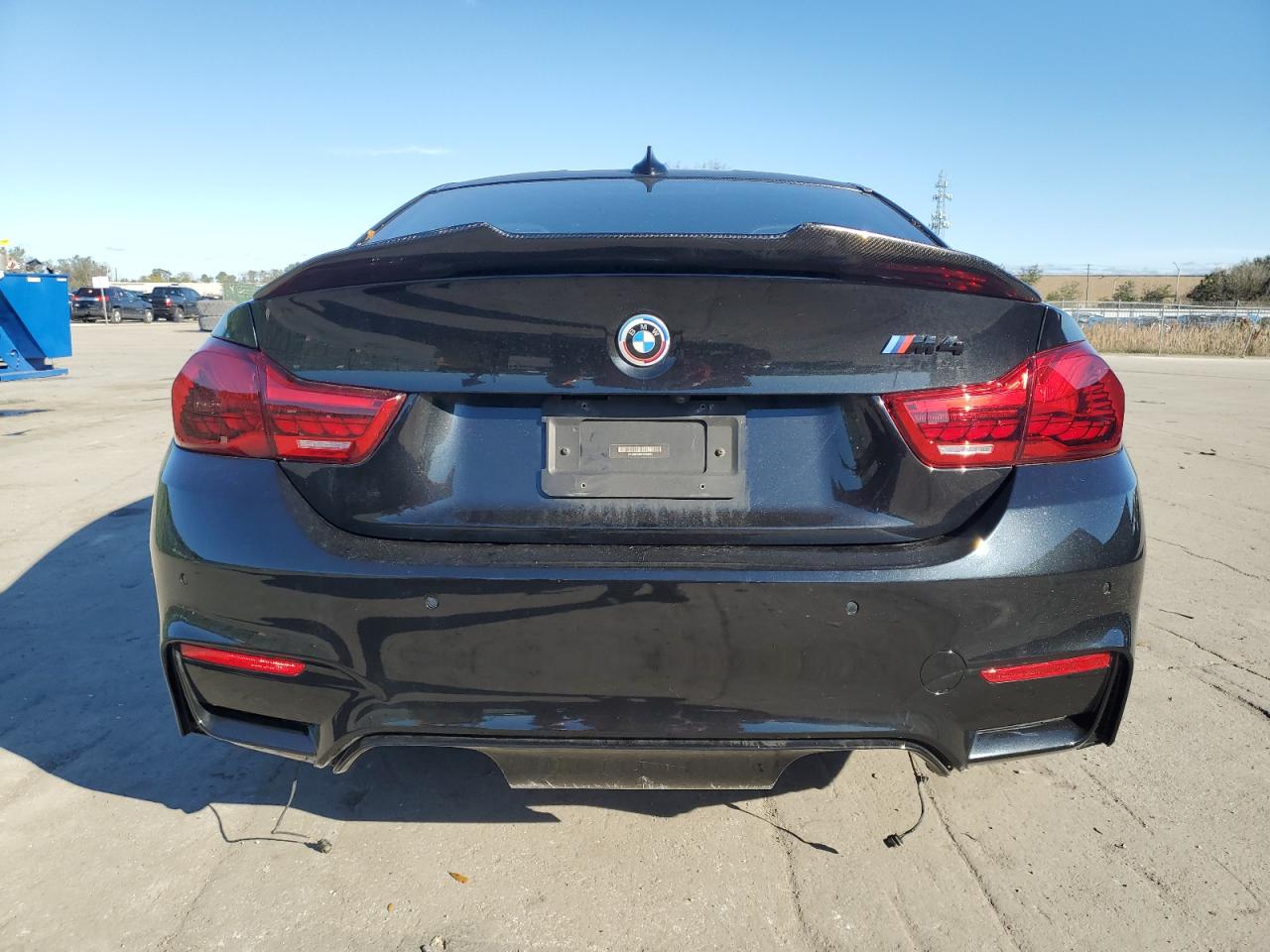 Photo 5 VIN: WBS3R9C55FK333248 - BMW M4 