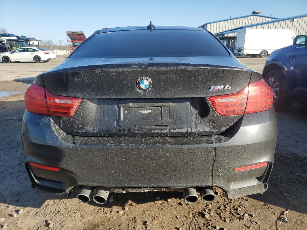 Photo 5 VIN: WBS3R9C56GK335687 - BMW M4 