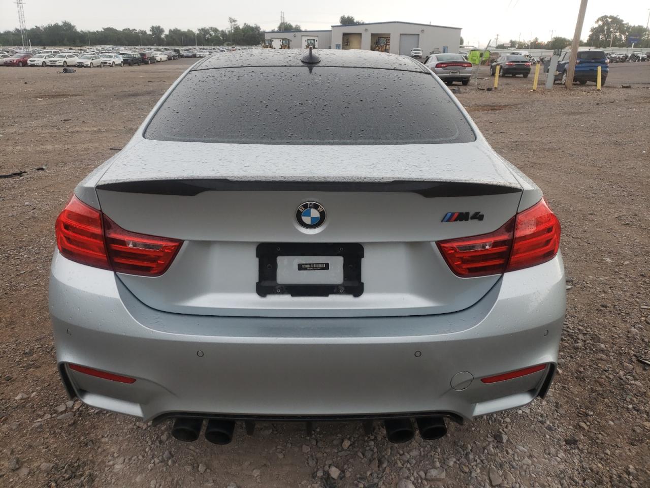 Photo 5 VIN: WBS3R9C56GK335690 - BMW M4 