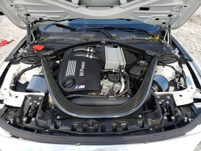 Photo 6 VIN: WBS3R9C57FK335289 - BMW M4 