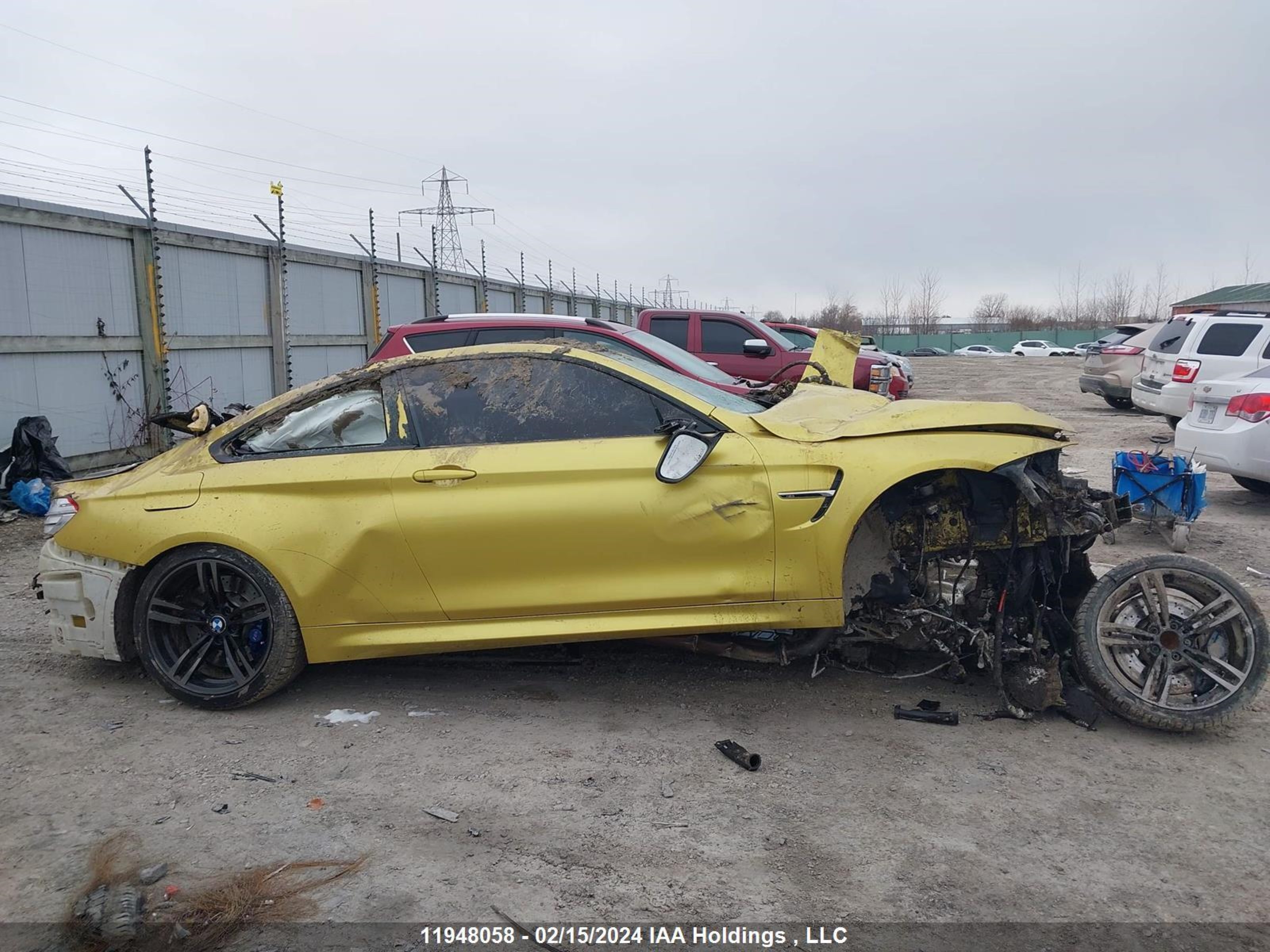 Photo 11 VIN: WBS3R9C5XFF708589 - BMW M4 