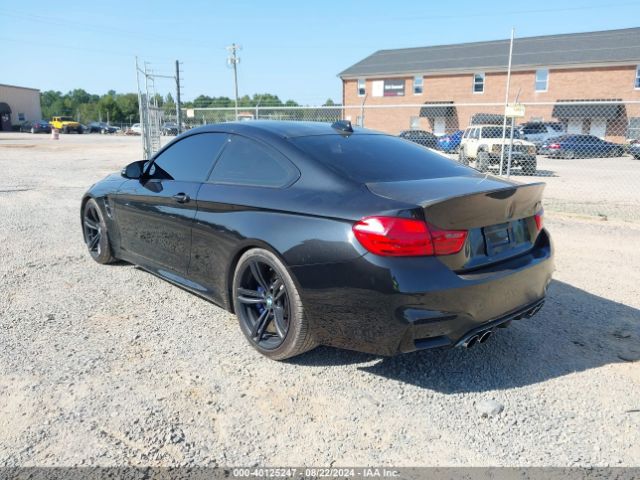 Photo 2 VIN: WBS3R9C5XGK338205 - BMW M4 