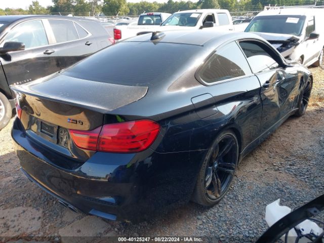 Photo 3 VIN: WBS3R9C5XGK338205 - BMW M4 