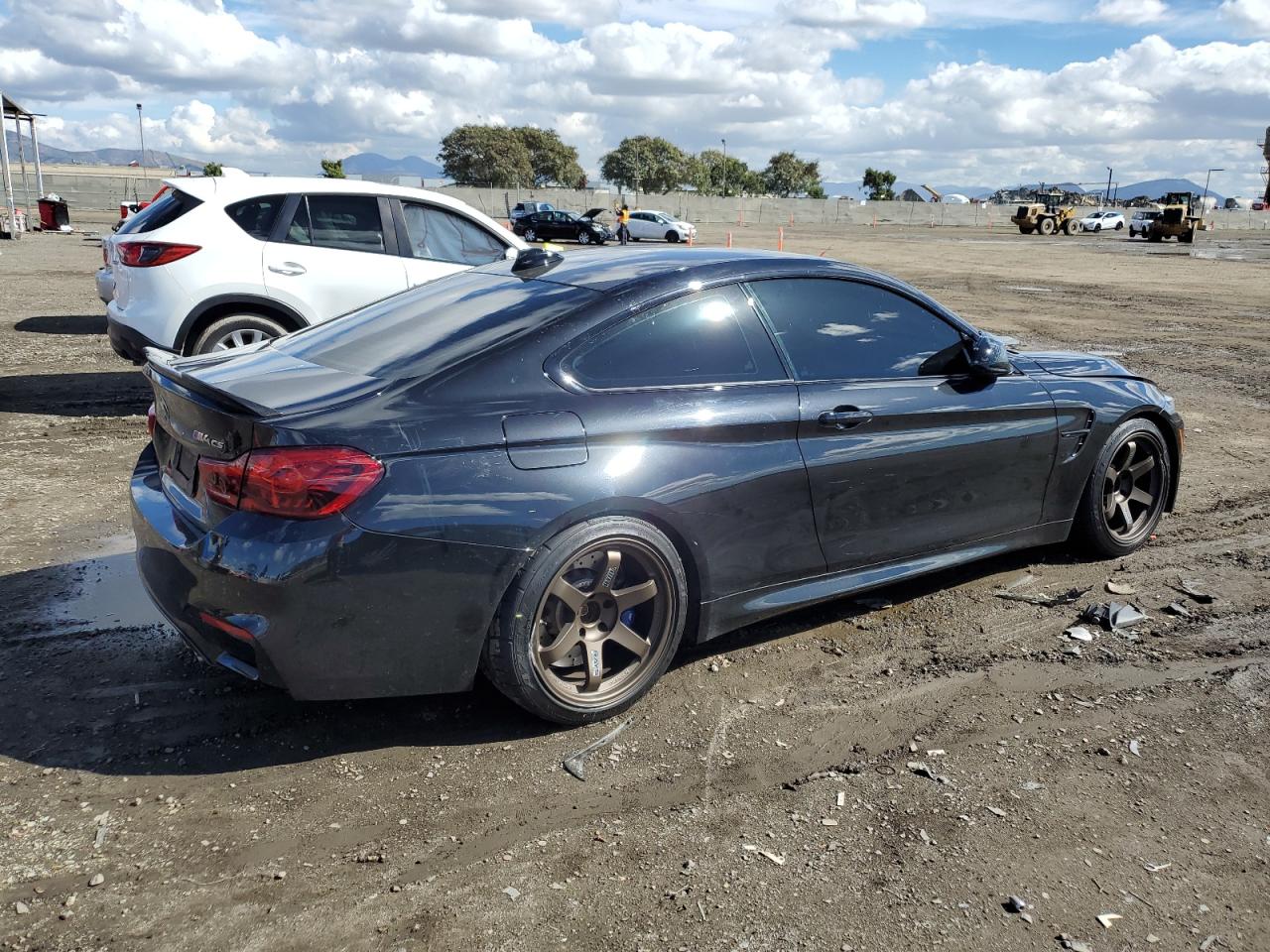 Photo 2 VIN: WBS3S7C55KAC09671 - BMW M4 