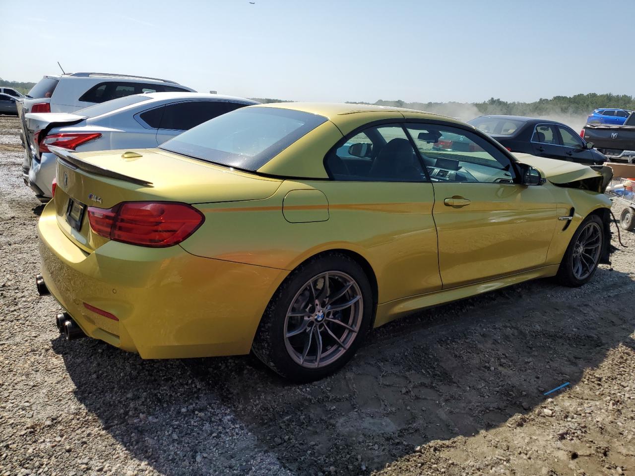 Photo 2 VIN: WBS3U9C54FP967149 - BMW M4 