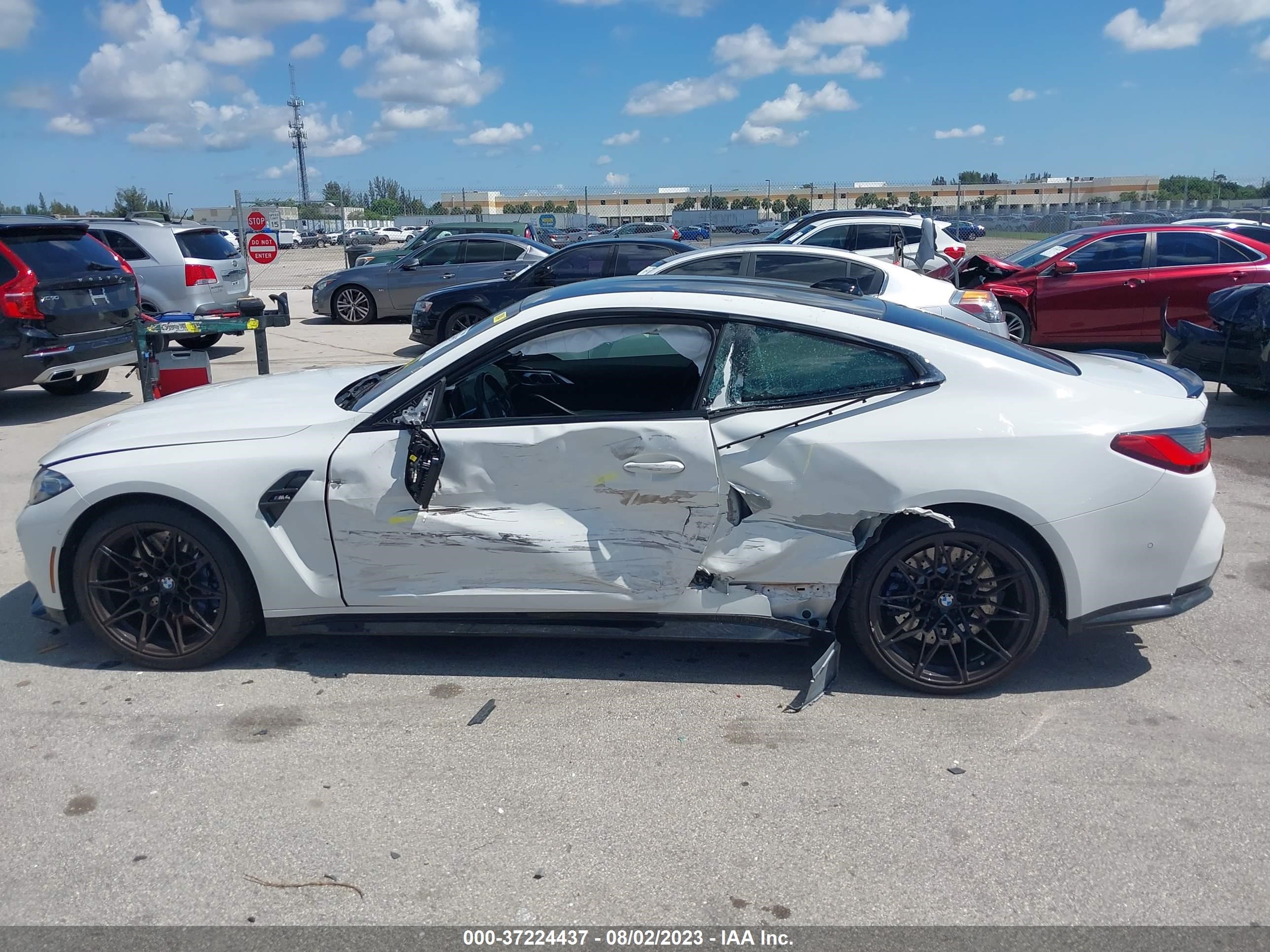 Photo 13 VIN: WBS53AZ05MCG01541 - BMW M4 