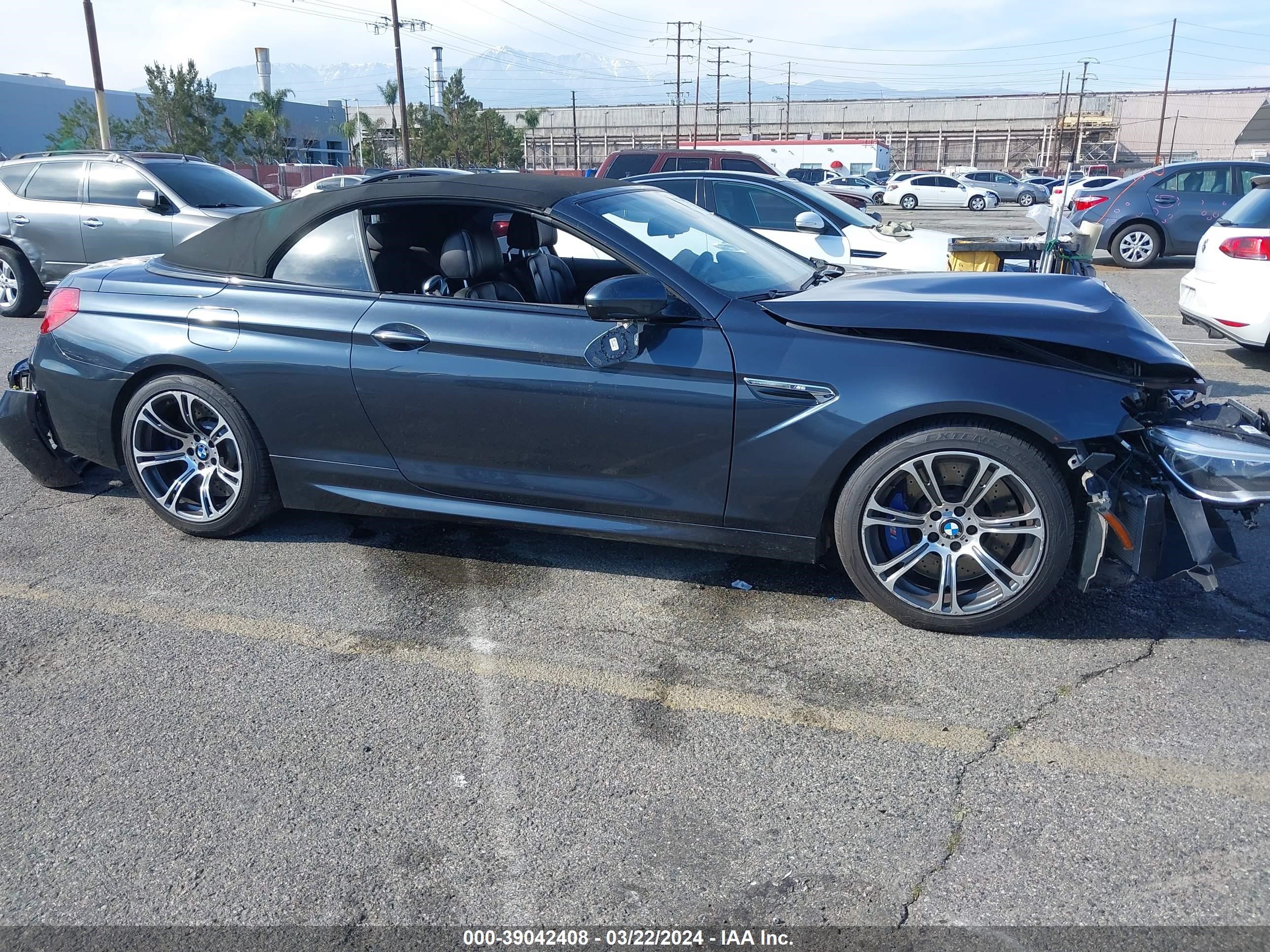 Photo 13 VIN: WBS6G9C50GD932082 - BMW M6 