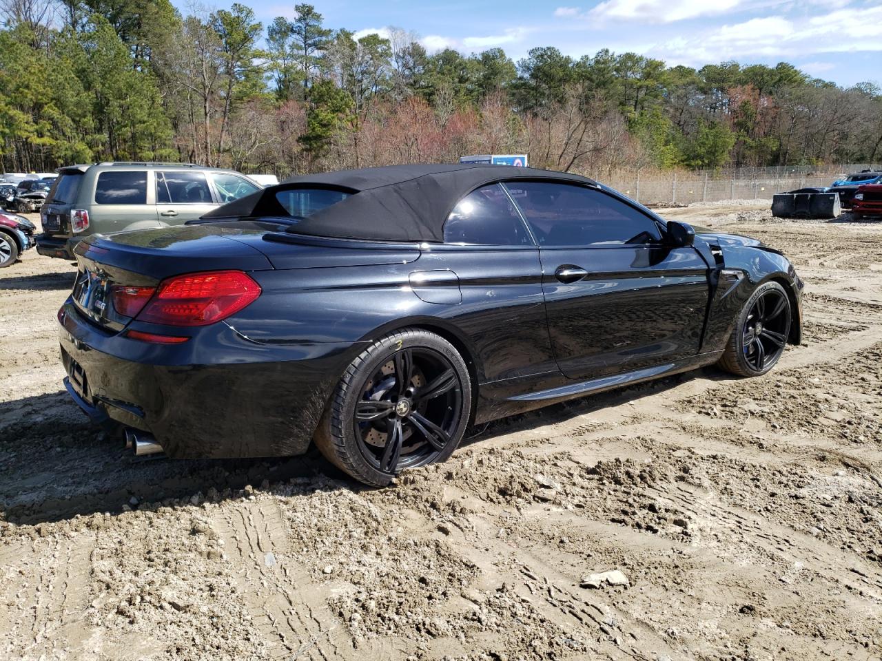 Photo 2 VIN: WBS6G9C50JD950282 - BMW M6 