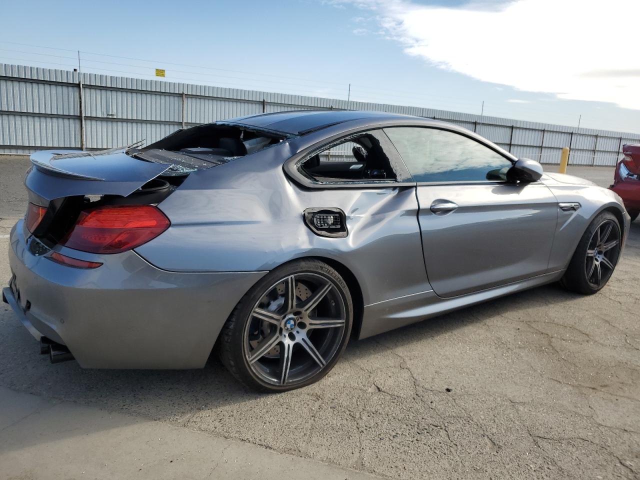 Photo 2 VIN: WBS6J9C53GD934538 - BMW M6 