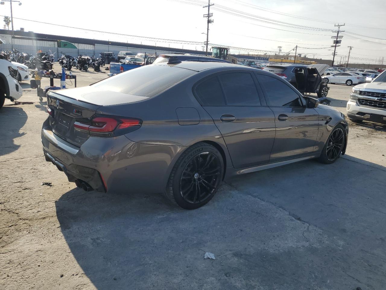 Photo 2 VIN: WBS83CH05PCL21498 - BMW M5 