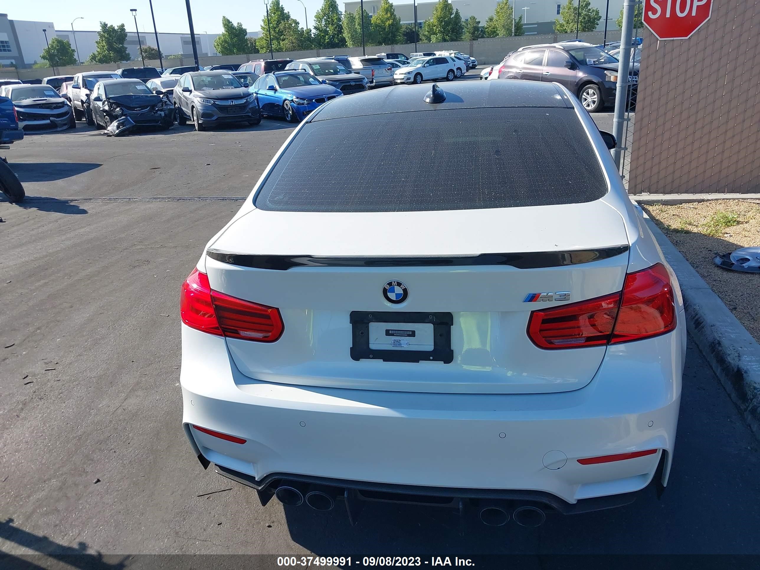 Photo 16 VIN: WBS8M9C50G5D30880 - BMW M3 