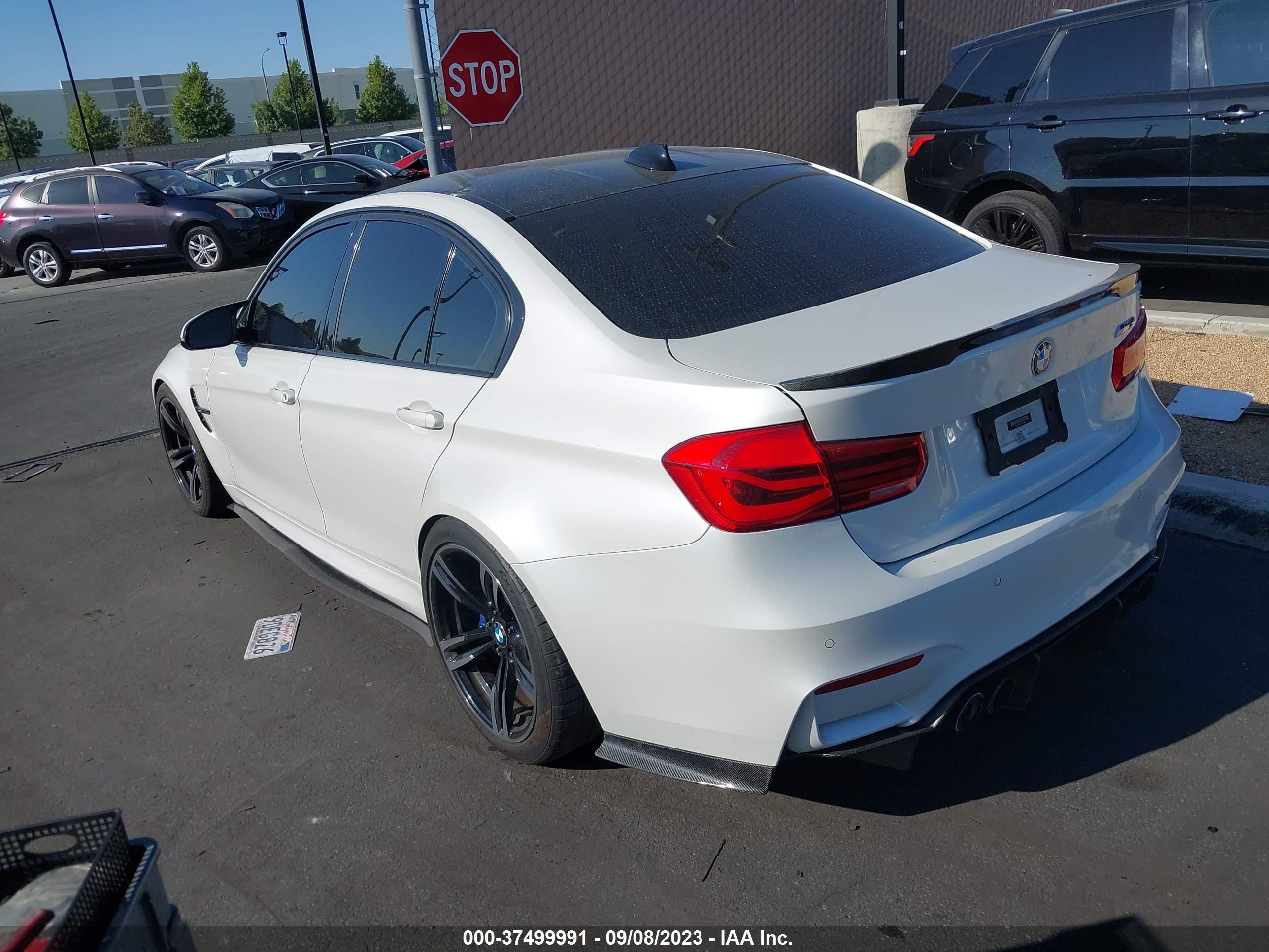 Photo 2 VIN: WBS8M9C50G5D30880 - BMW M3 