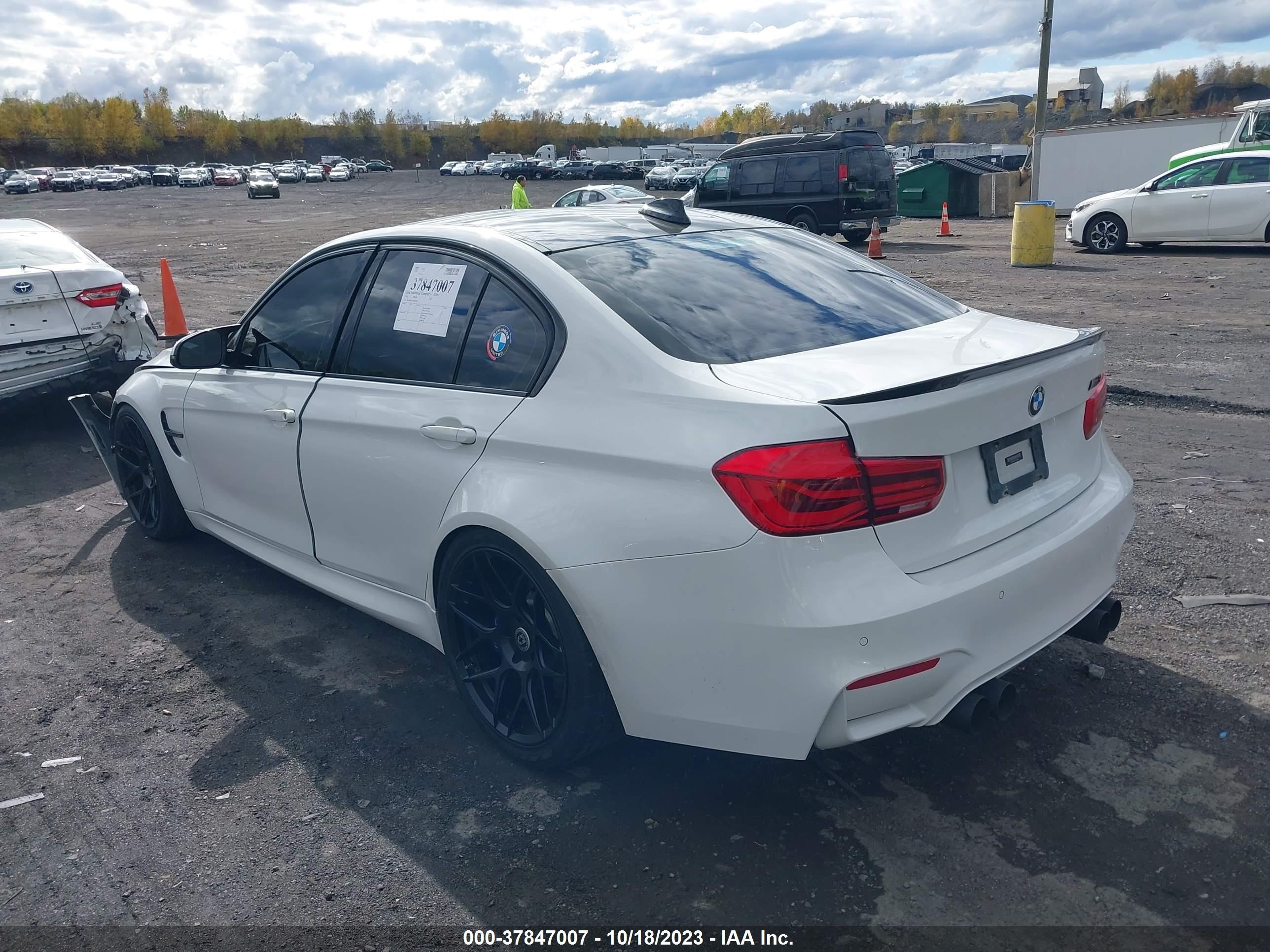 Photo 2 VIN: WBS8M9C51GP966810 - BMW M3 