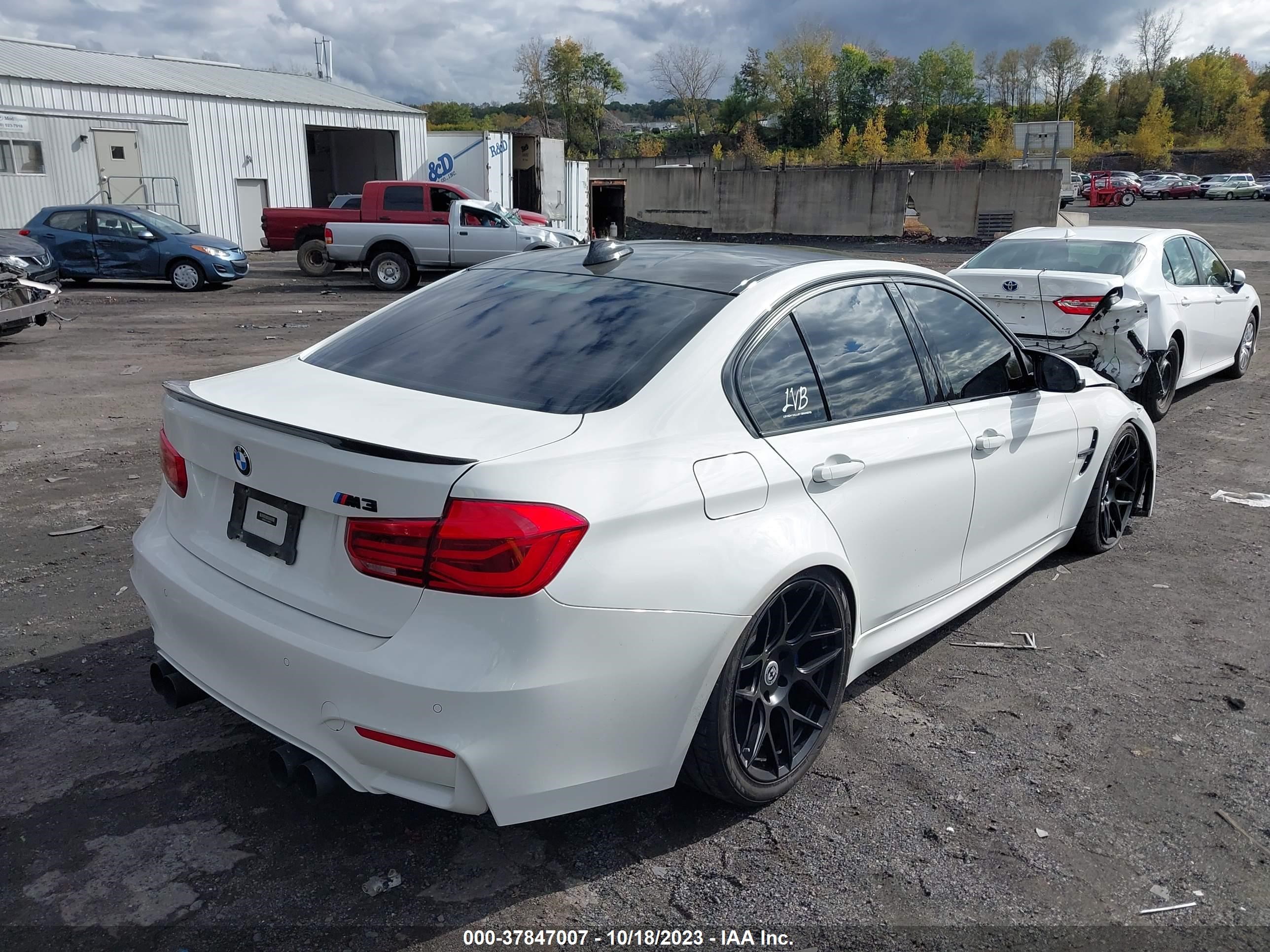 Photo 3 VIN: WBS8M9C51GP966810 - BMW M3 