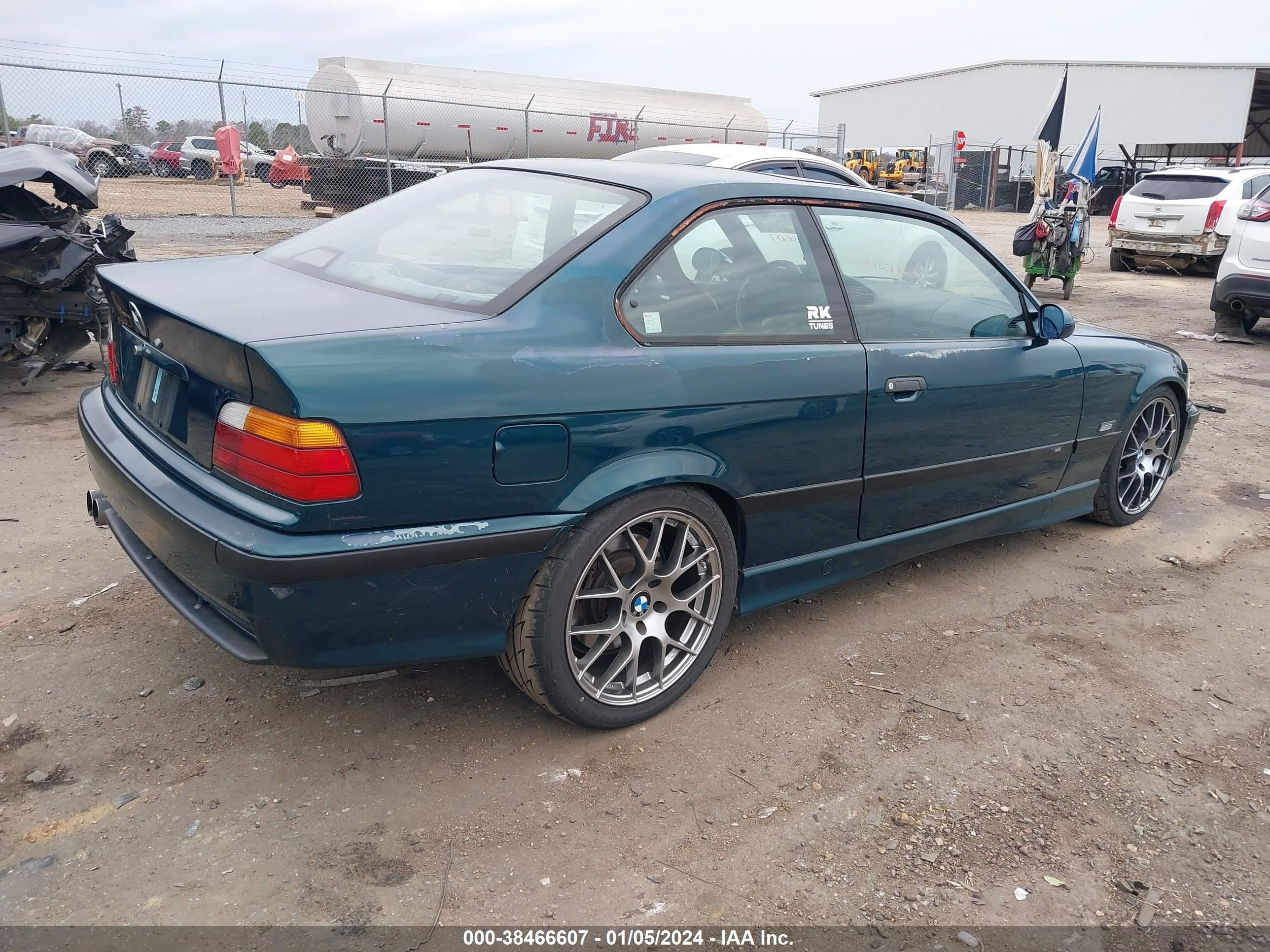 Photo 3 VIN: WBSBF9323SEH05966 - BMW M3 