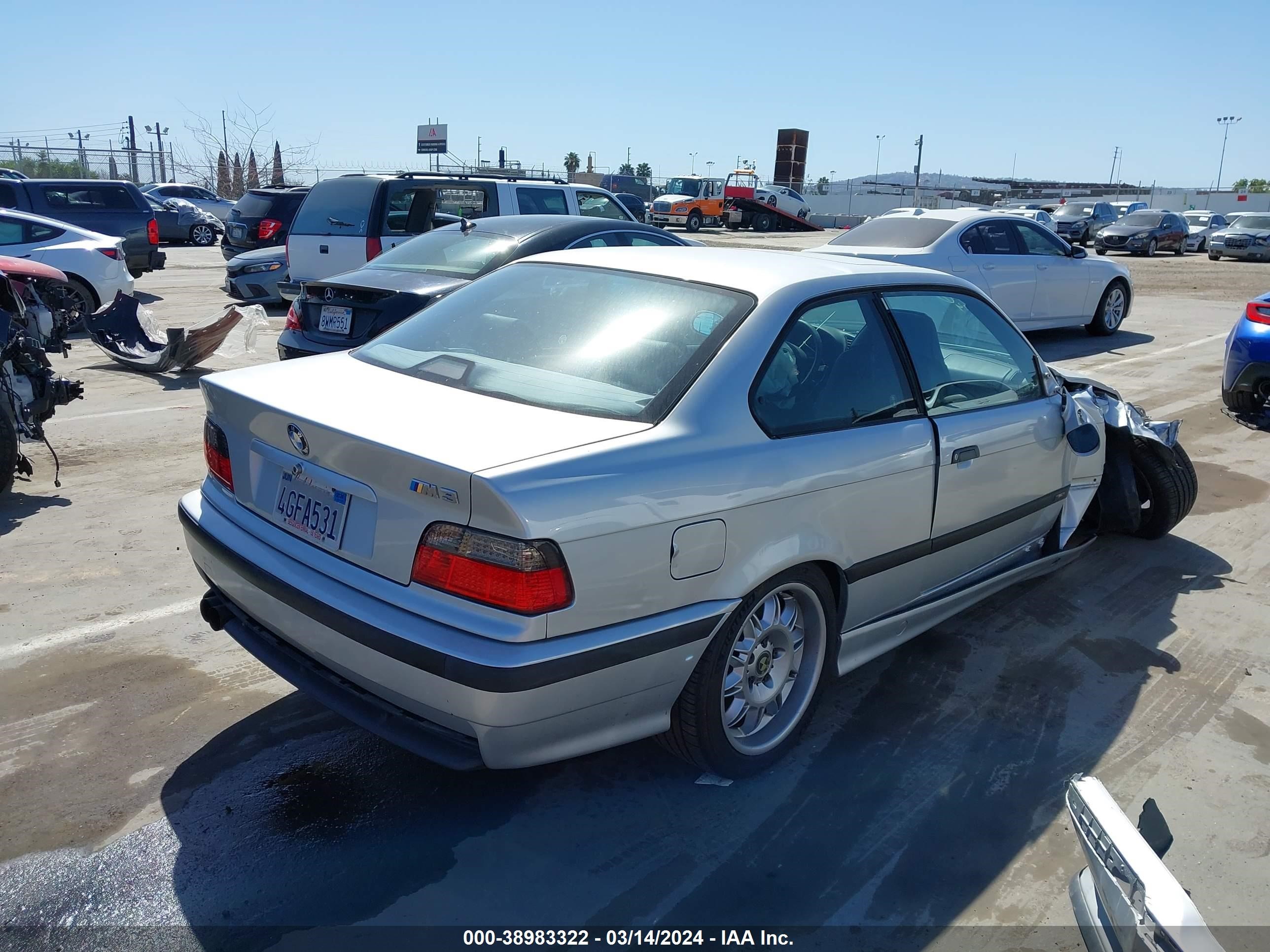 Photo 3 VIN: WBSBG9336XEY83087 - BMW M3 