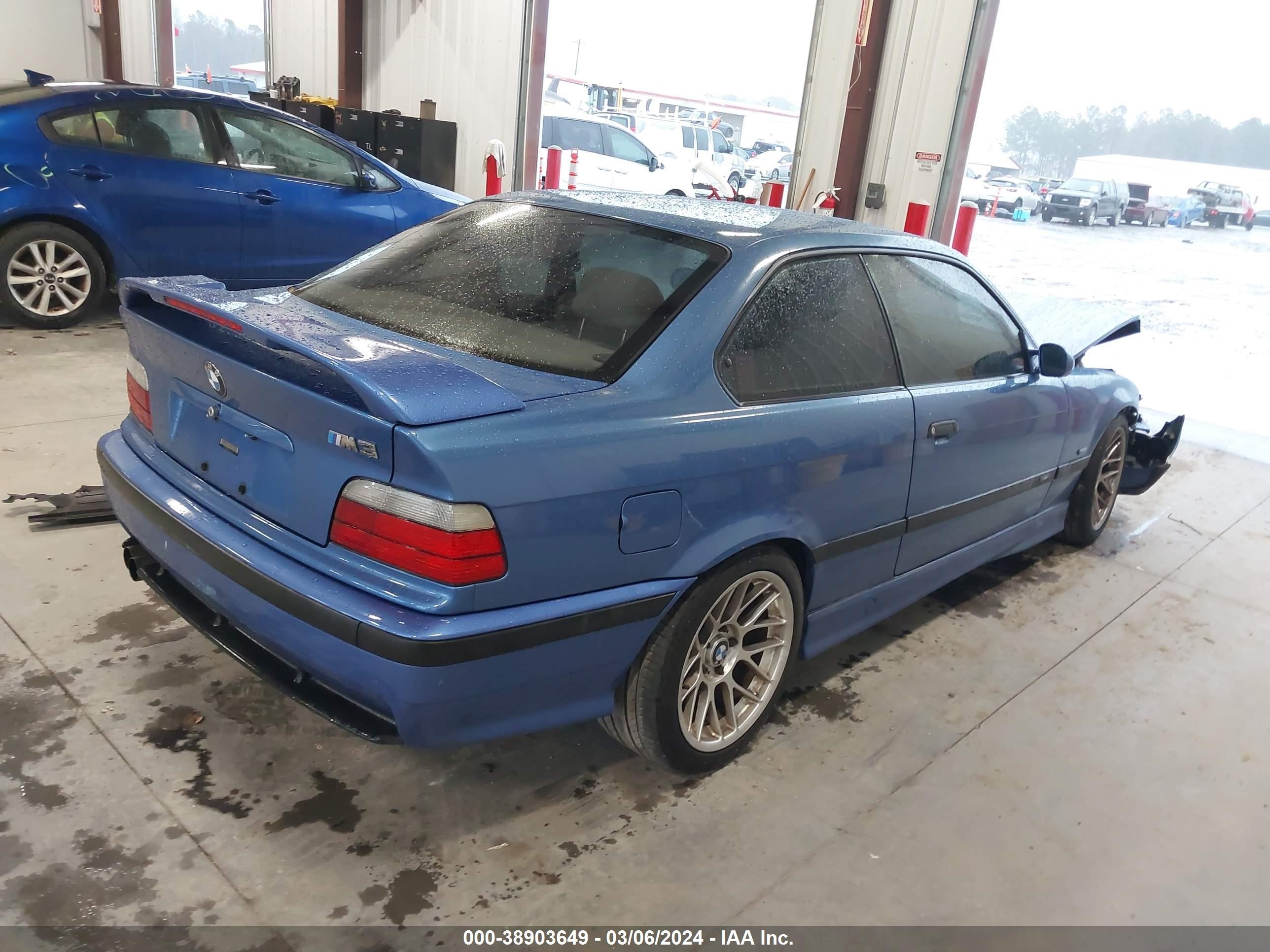 Photo 3 VIN: WBSBG9338XEY82412 - BMW M3 