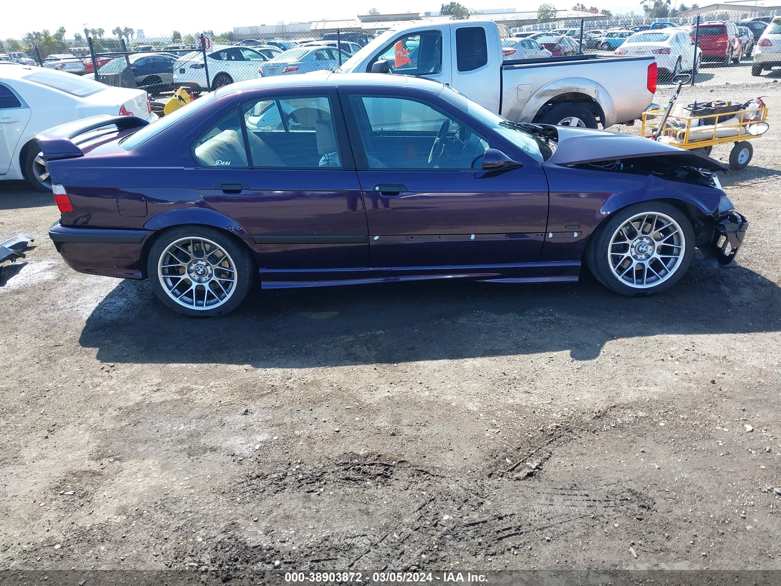 Photo 12 VIN: WBSCD0322WEE13589 - BMW M3 