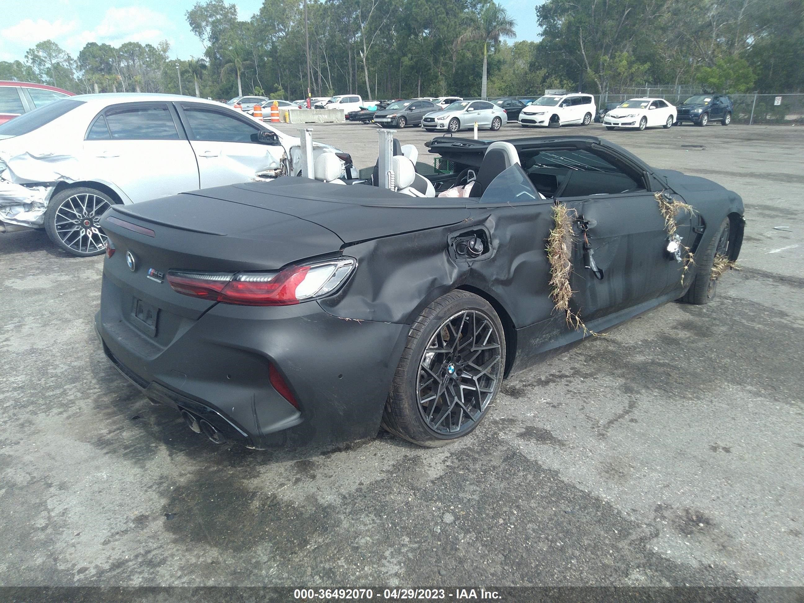 Photo 3 VIN: WBSDZ0C05NCJ24783 - BMW M8 