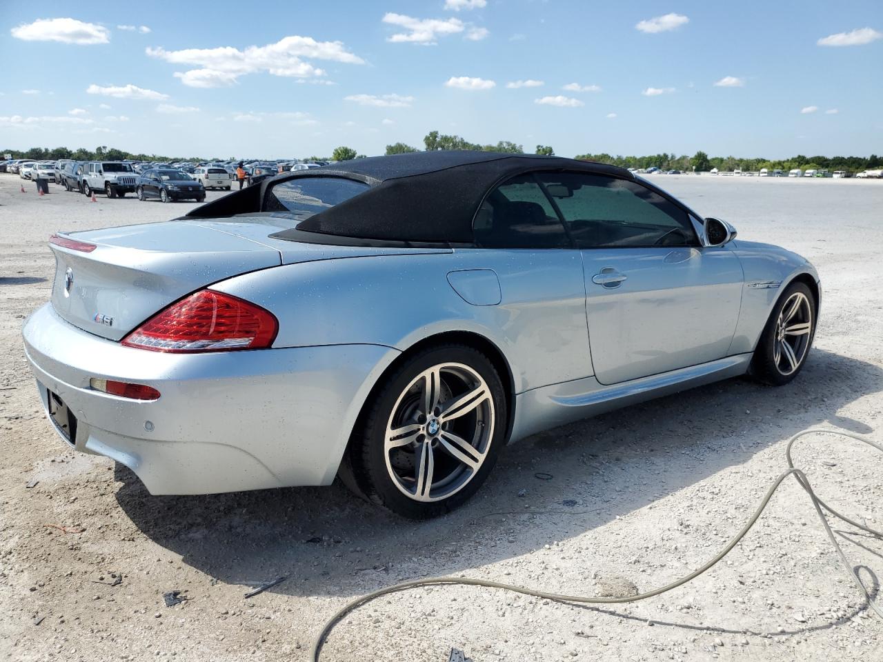 Photo 2 VIN: WBSEK93519CY80190 - BMW M6 