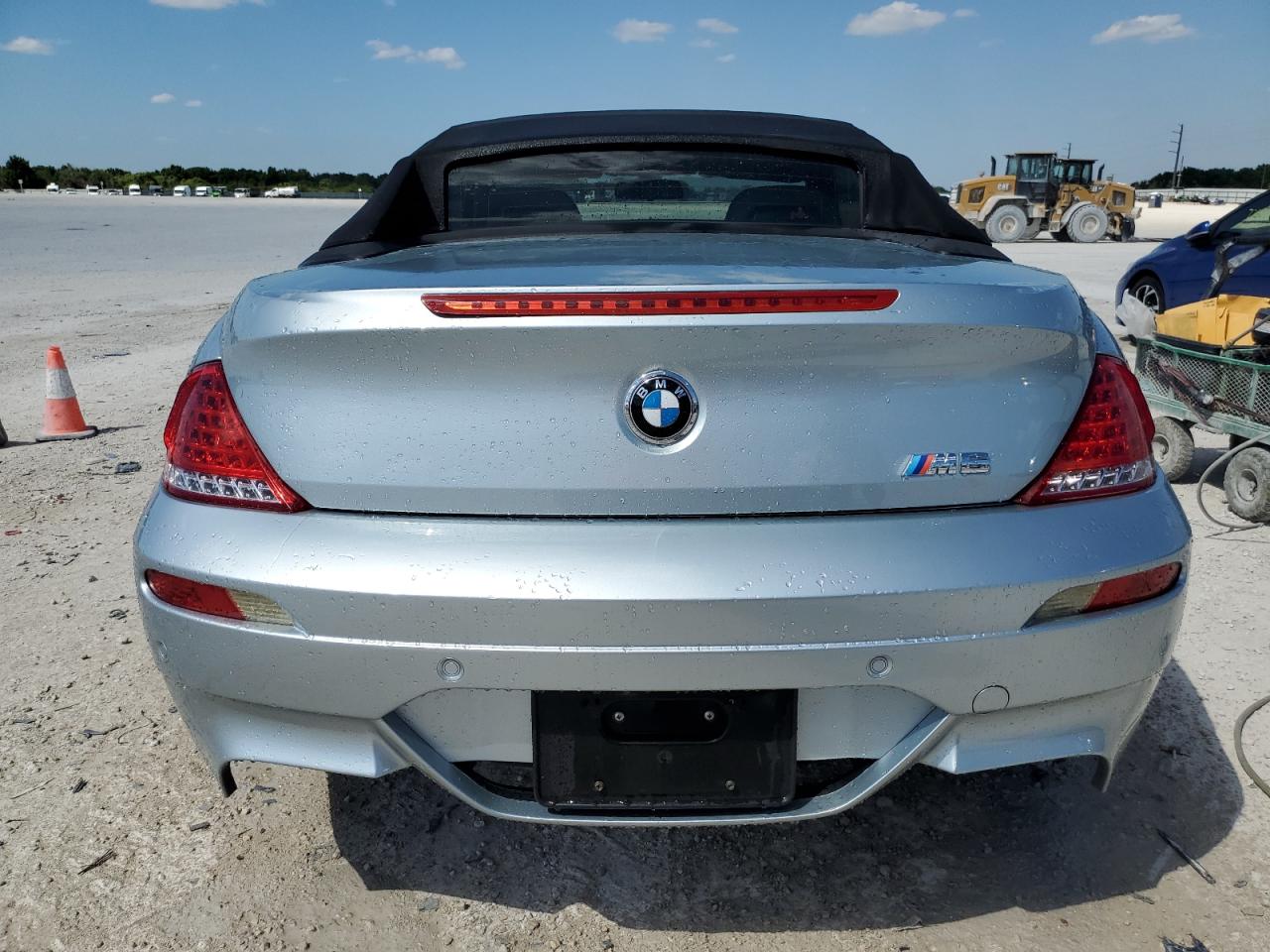 Photo 5 VIN: WBSEK93519CY80190 - BMW M6 