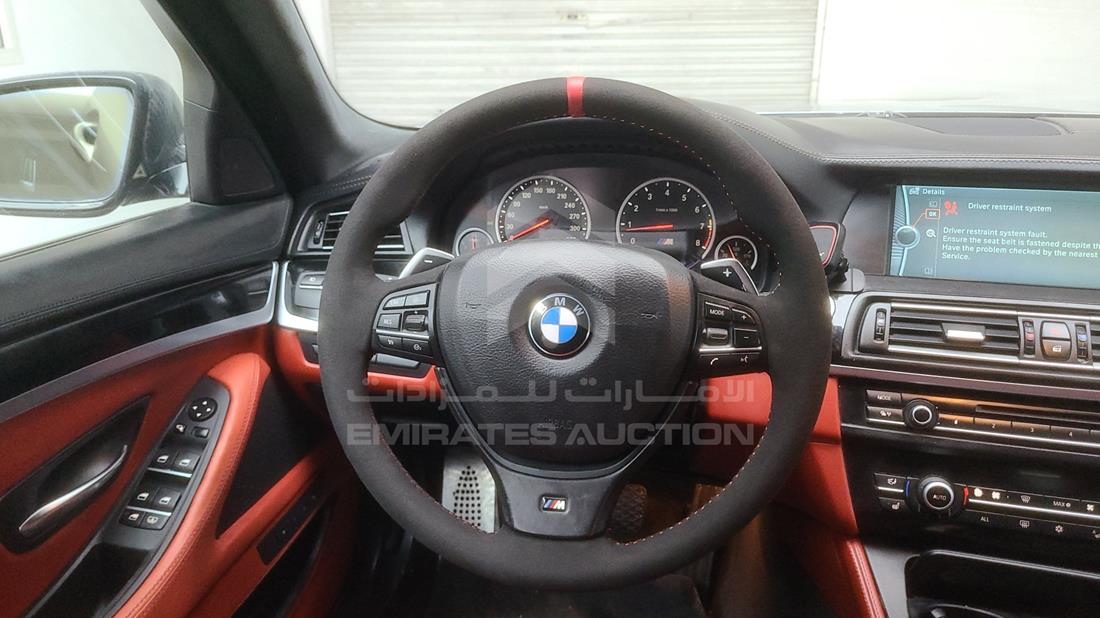 Photo 13 VIN: WBSFV9106DDW95543 - BMW M5 