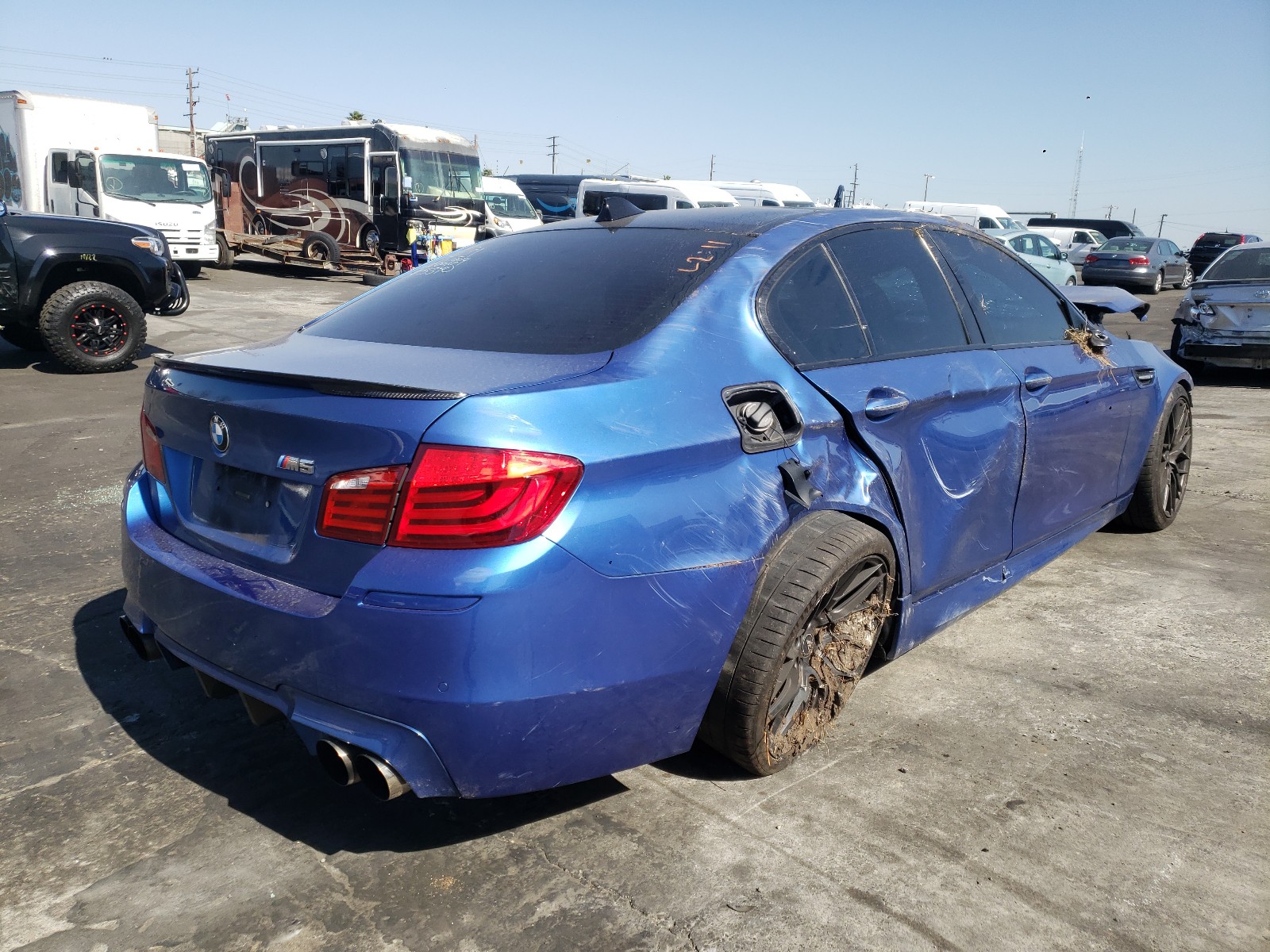 Photo 3 VIN: WBSFV9C51DC773340 - BMW M5 