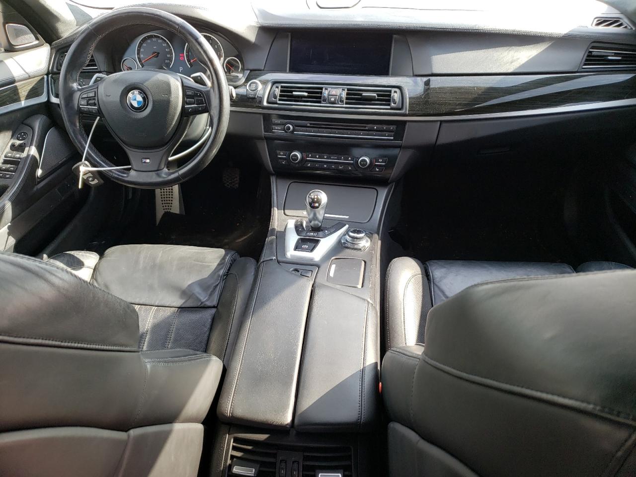 Photo 7 VIN: WBSFV9C53DD095832 - BMW M5 