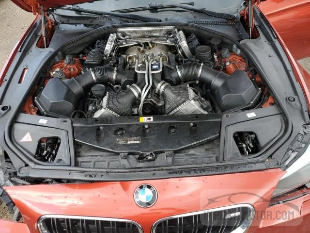 Photo 10 VIN: WBSFV9C55DD095427 - BMW M5 