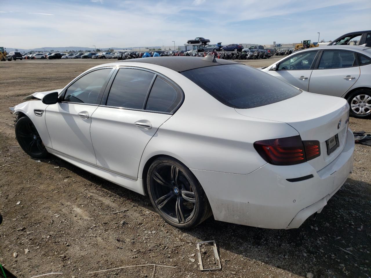 Photo 1 VIN: WBSFV9C56ED592990 - BMW M5 