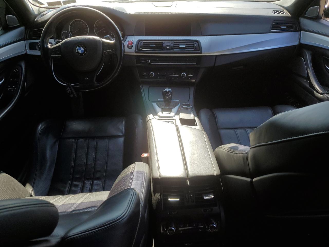 Photo 7 VIN: WBSFV9C58DC774176 - BMW M5 