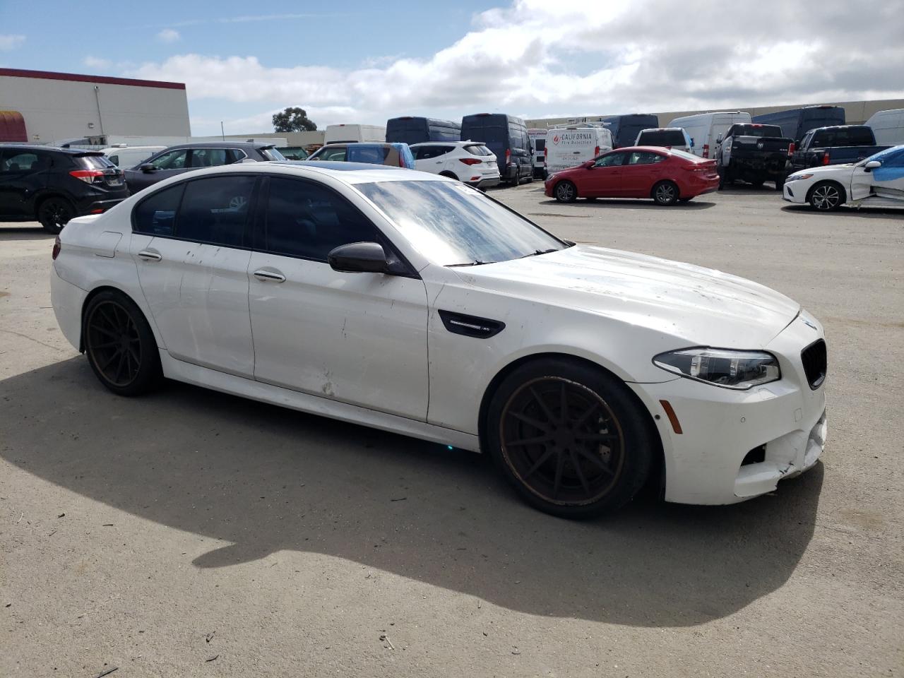 Photo 3 VIN: WBSFV9C58FD594421 - BMW M5 