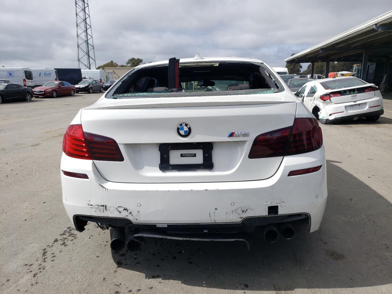 Photo 5 VIN: WBSFV9C58FD594421 - BMW M5 