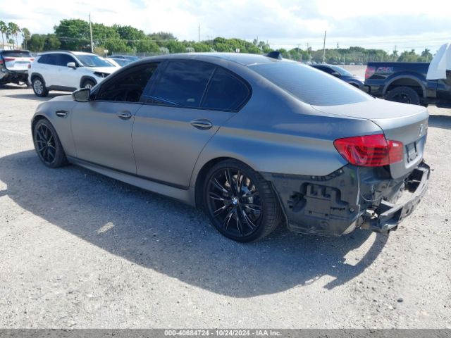 Photo 2 VIN: WBSFV9C58FD594693 - BMW M5 