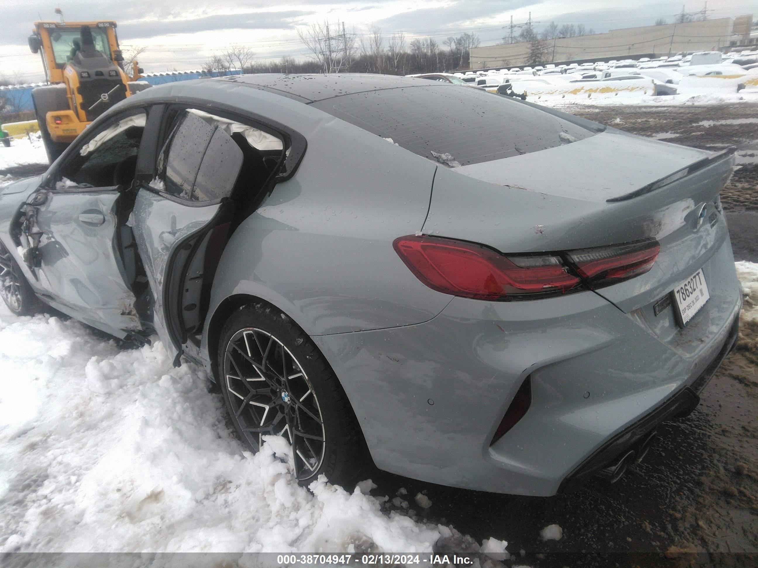 Photo 2 VIN: WBSGV0C05RCN79826 - BMW M8 