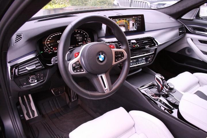 Photo 14 VIN: WBSJF01010CE53572 - BMW 5 SERIES SALOON 