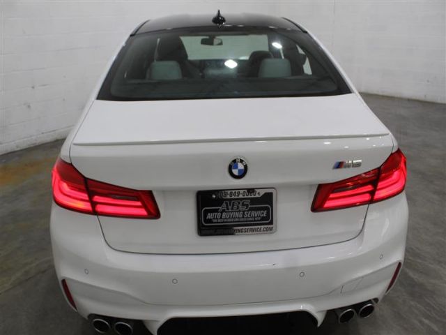 Photo 5 VIN: WBSJF0C51JB283789 - BMW M5 