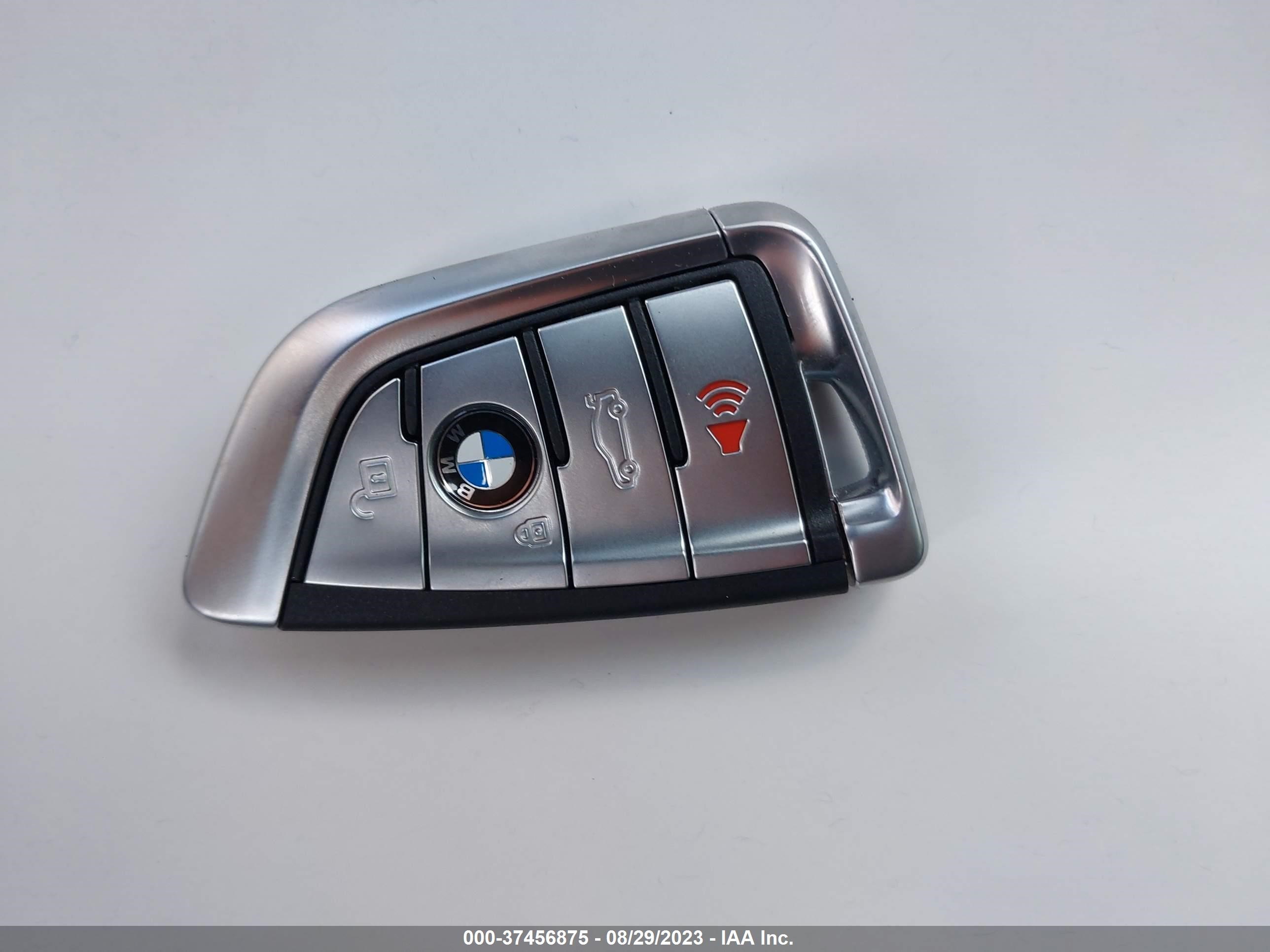 Photo 10 VIN: WBSJF0C55KB447174 - BMW M5 