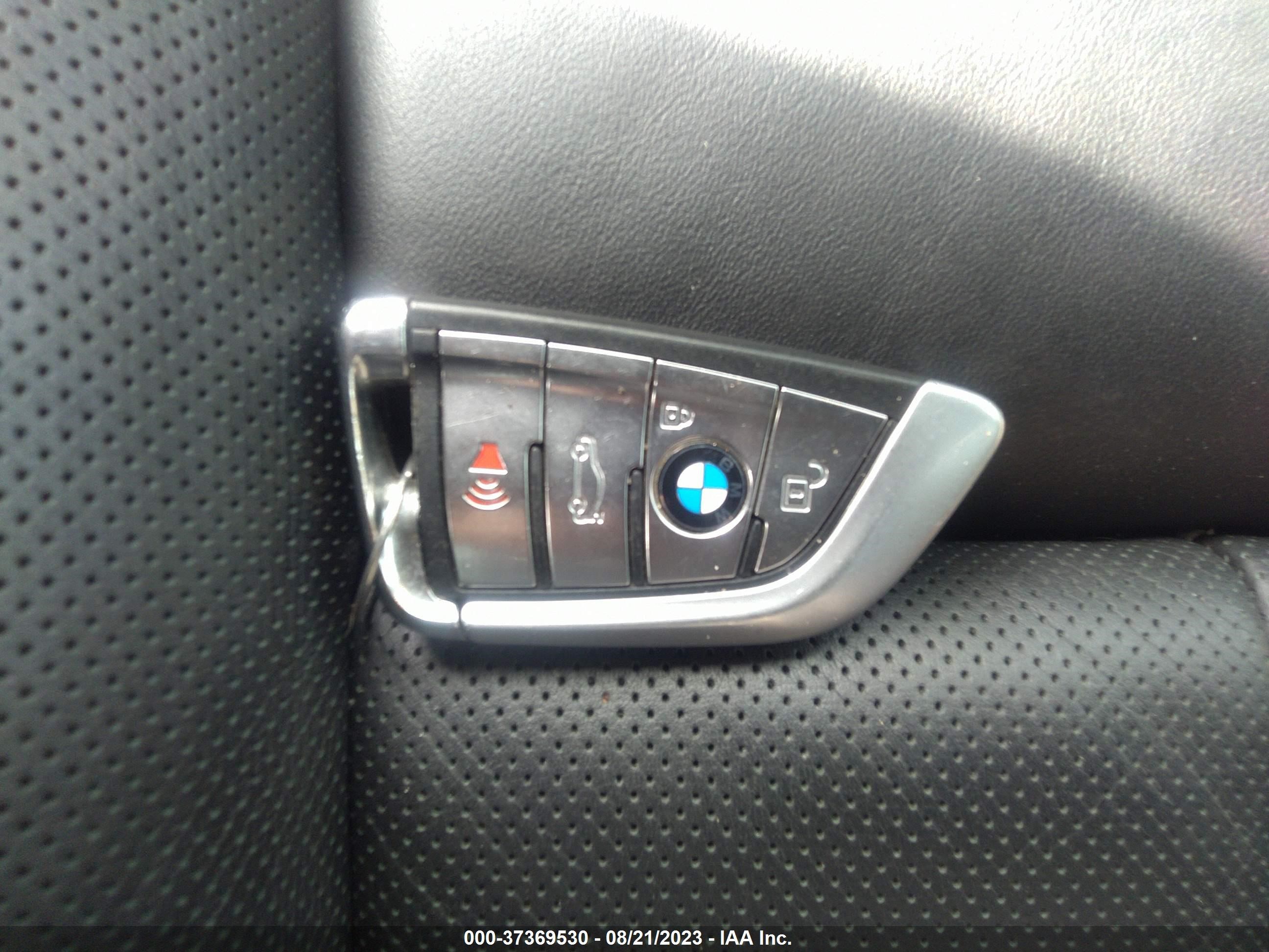 Photo 10 VIN: WBSJF0C59KB284741 - BMW M5 