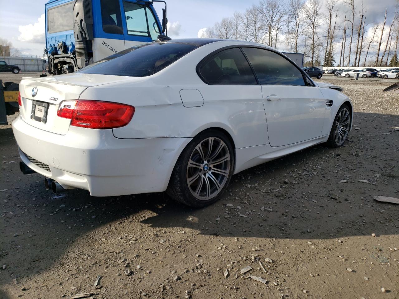 Photo 2 VIN: WBSKG9C50CE798466 - BMW M3 