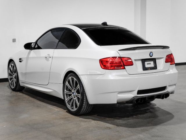 Photo 6 VIN: WBSKG9C56BE369430 - BMW M3 