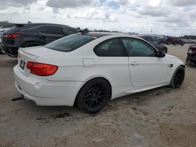 Photo 2 VIN: WBSKG9C57BE369131 - BMW M3 