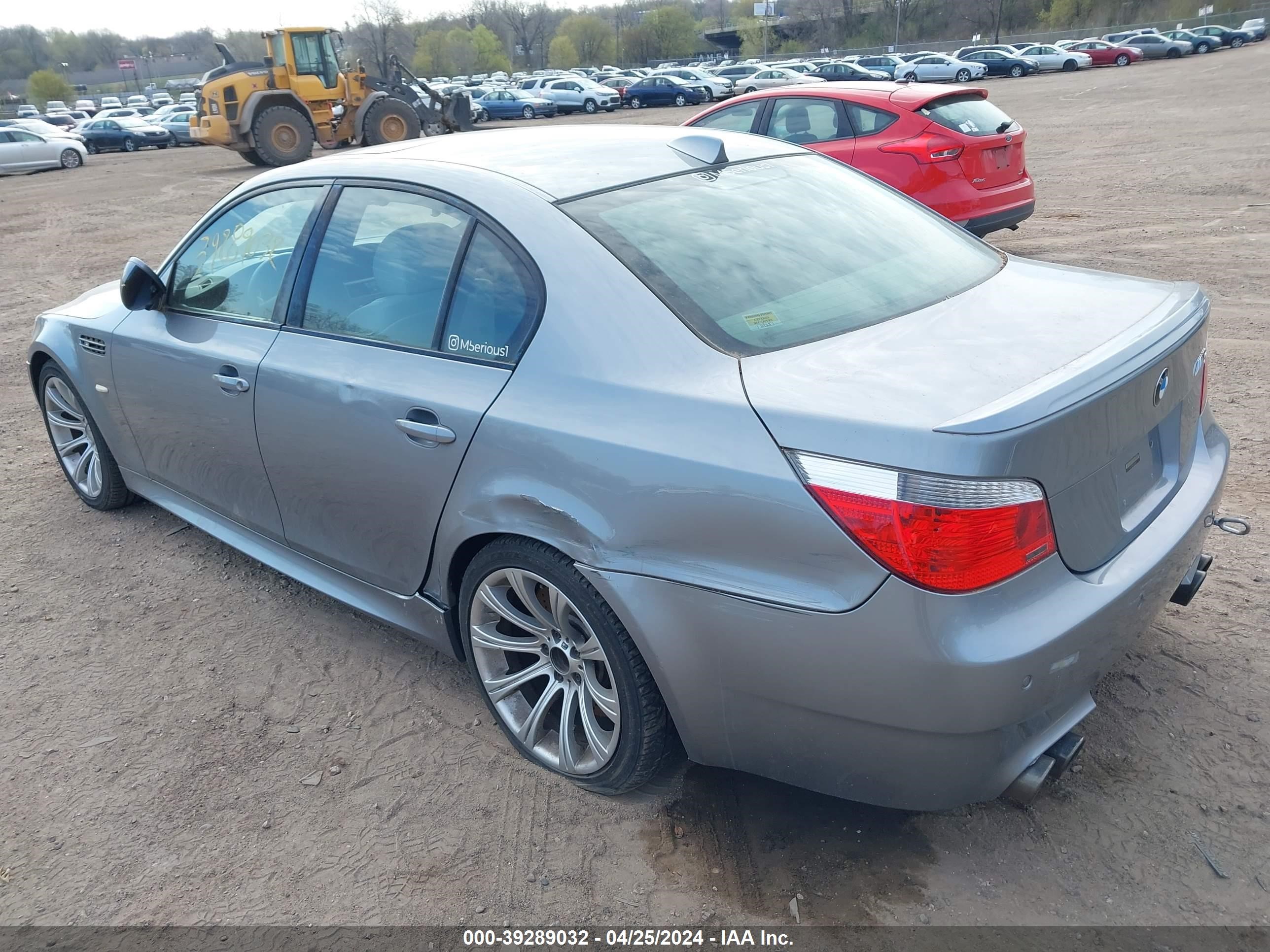 Photo 2 VIN: WBSNB93506B582957 - BMW M5 