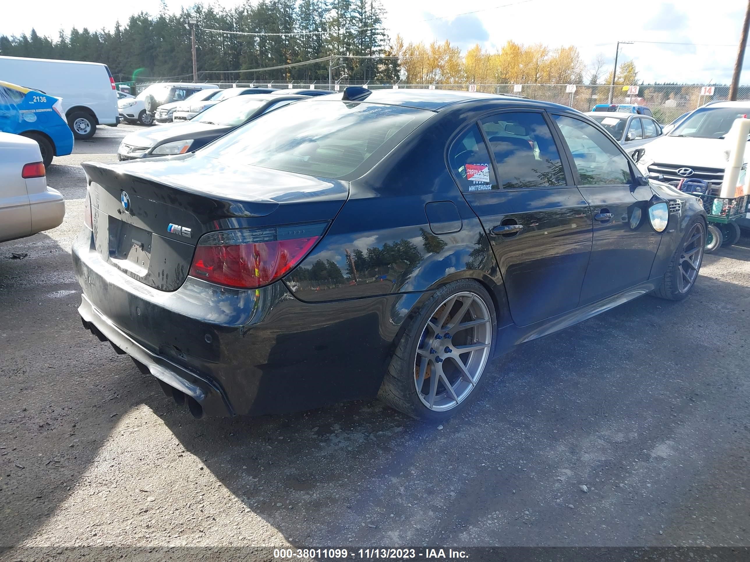 Photo 3 VIN: WBSNB93506CX06218 - BMW M5 