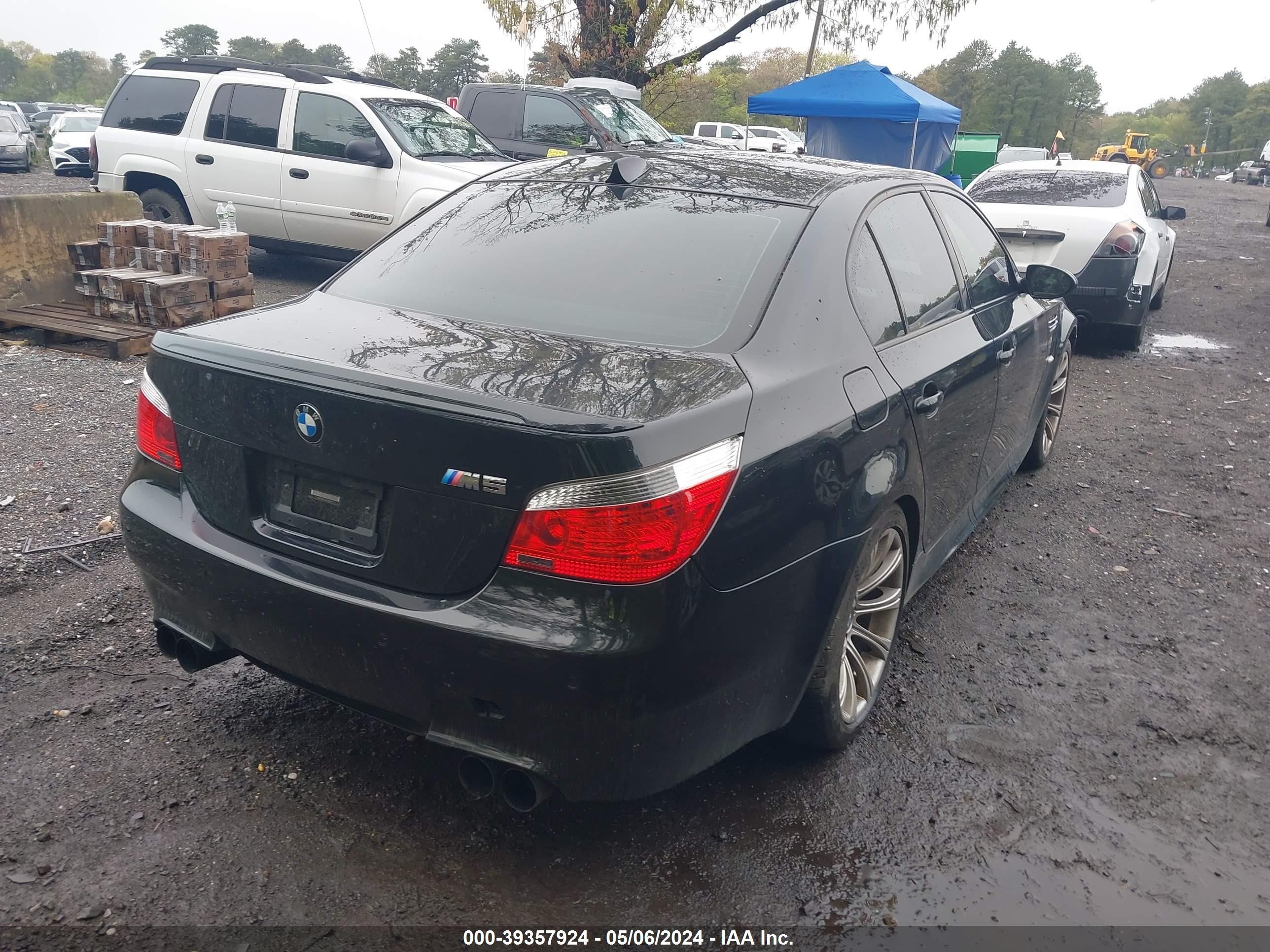 Photo 4 VIN: WBSNB93526B581955 - BMW M5 