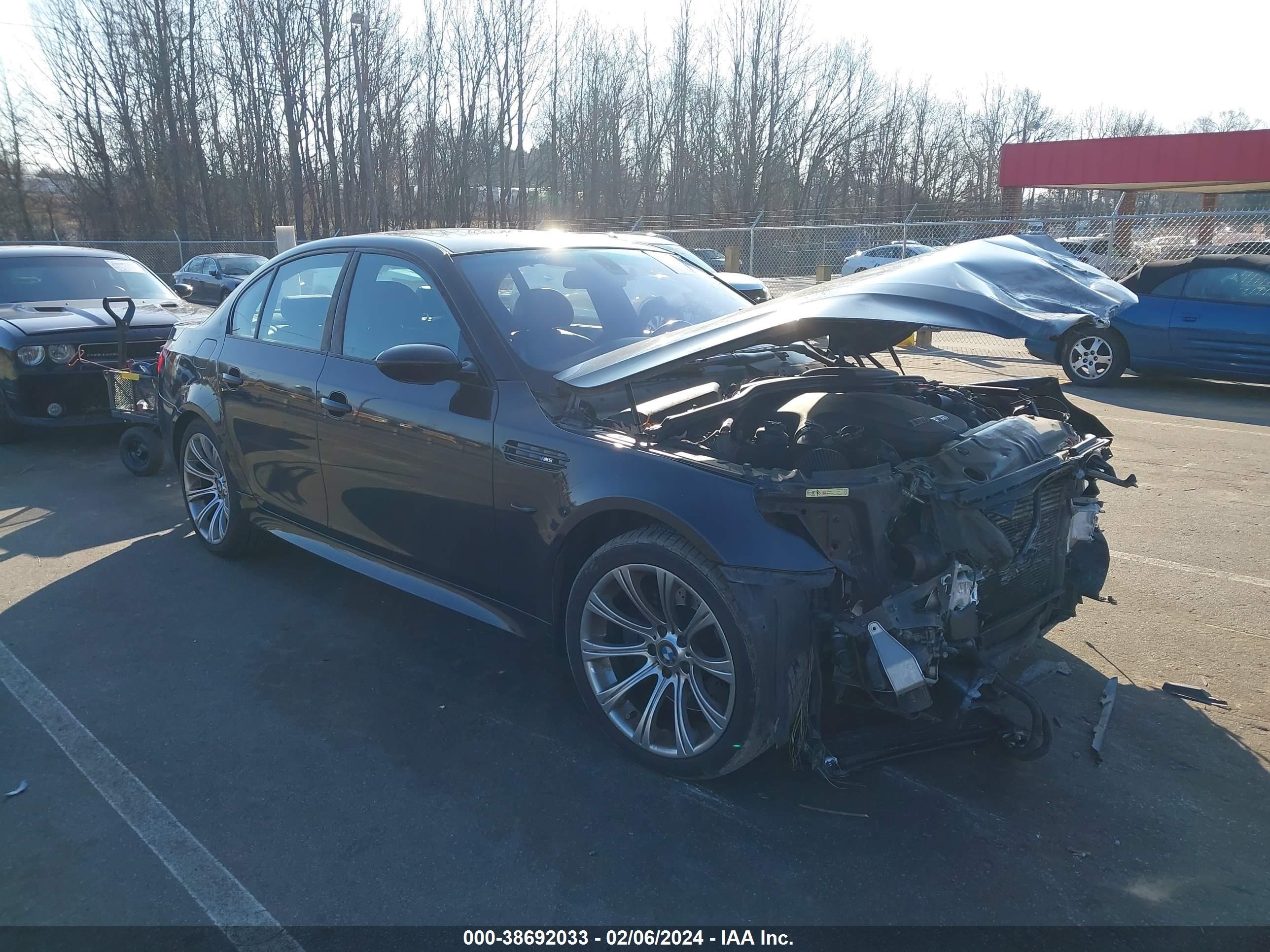 Photo 0 VIN: WBSNB93556CX06120 - BMW M5 