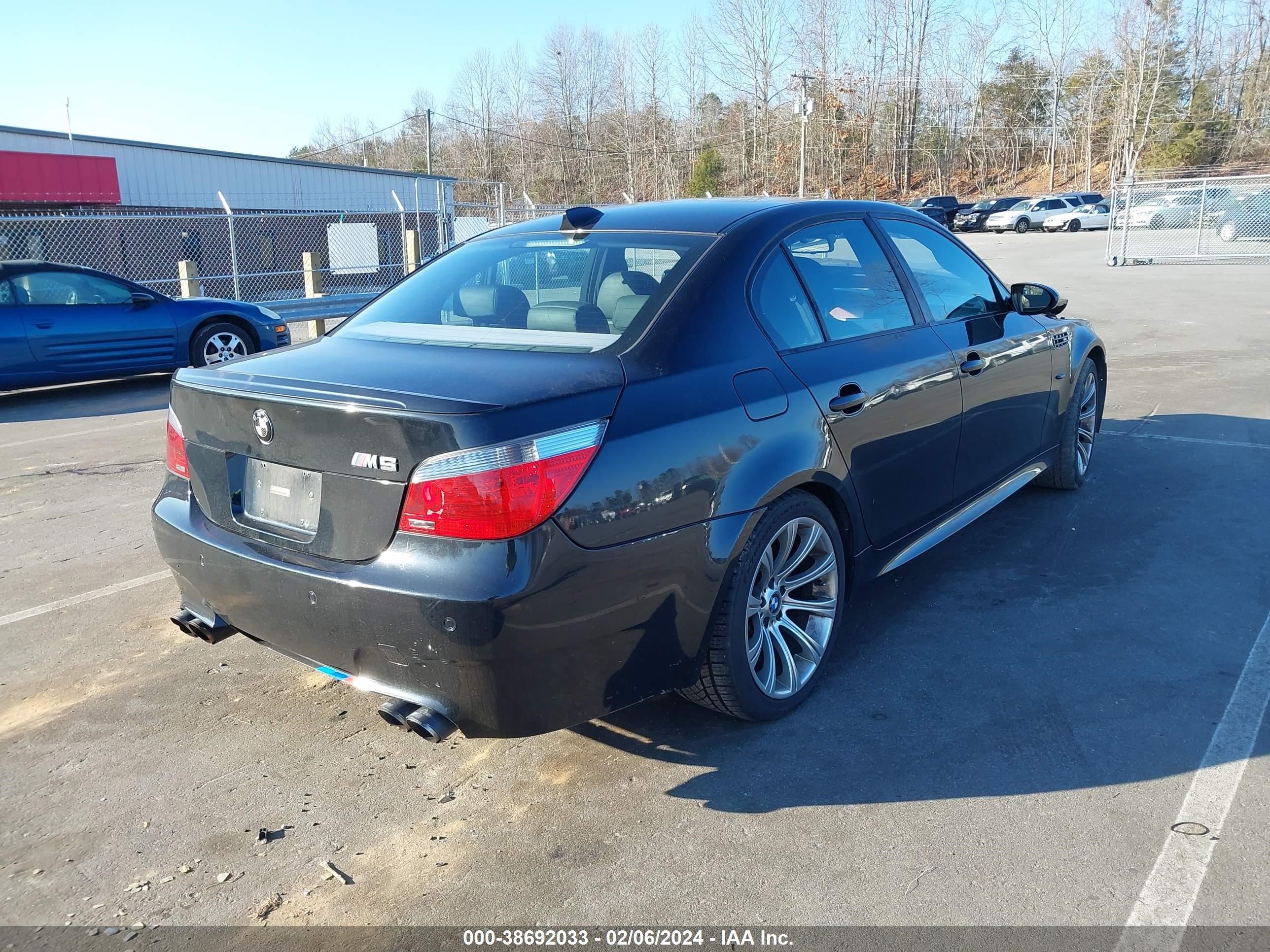 Photo 3 VIN: WBSNB93556CX06120 - BMW M5 