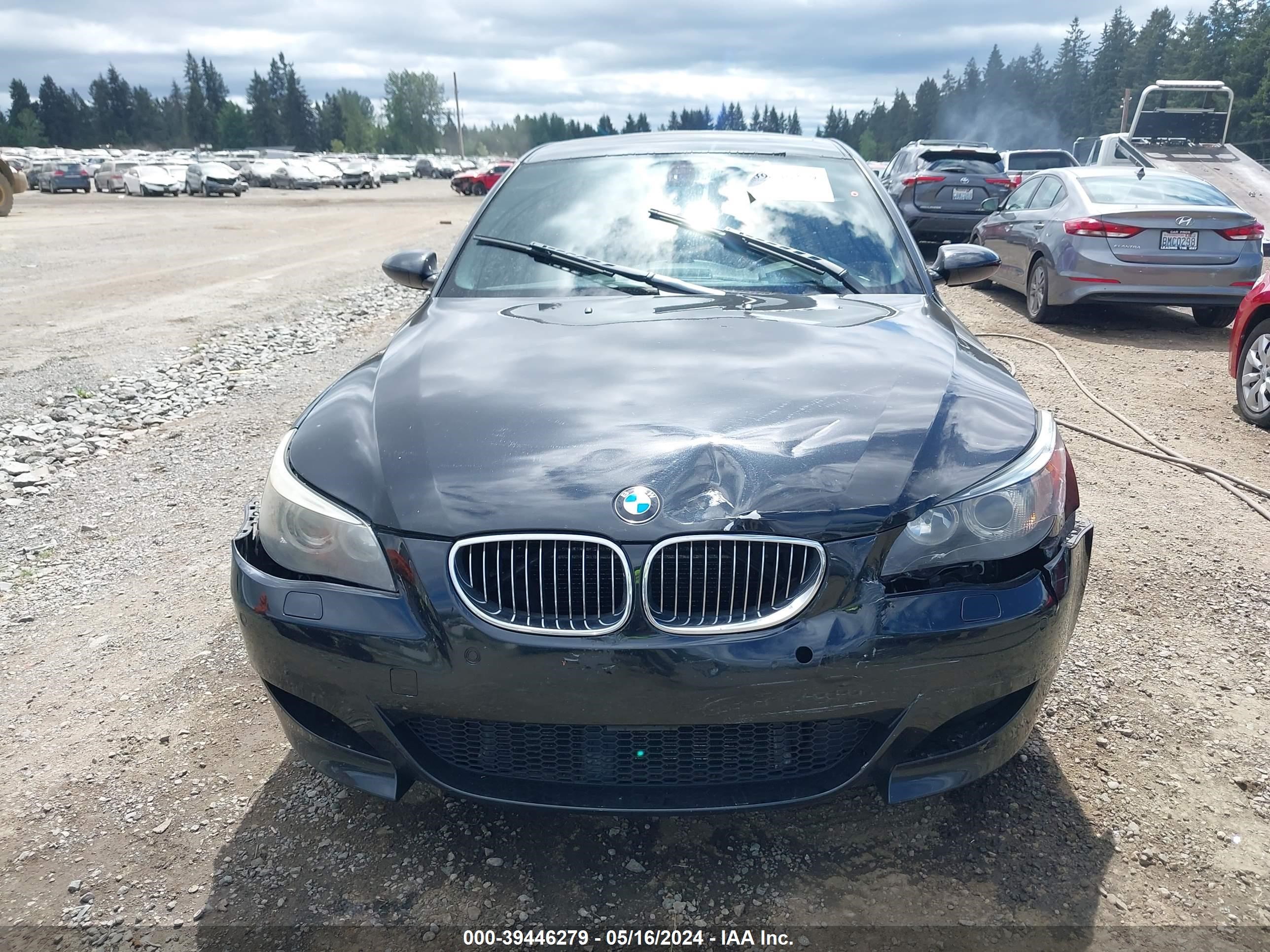 Photo 11 VIN: WBSNB93557CX07026 - BMW M5 