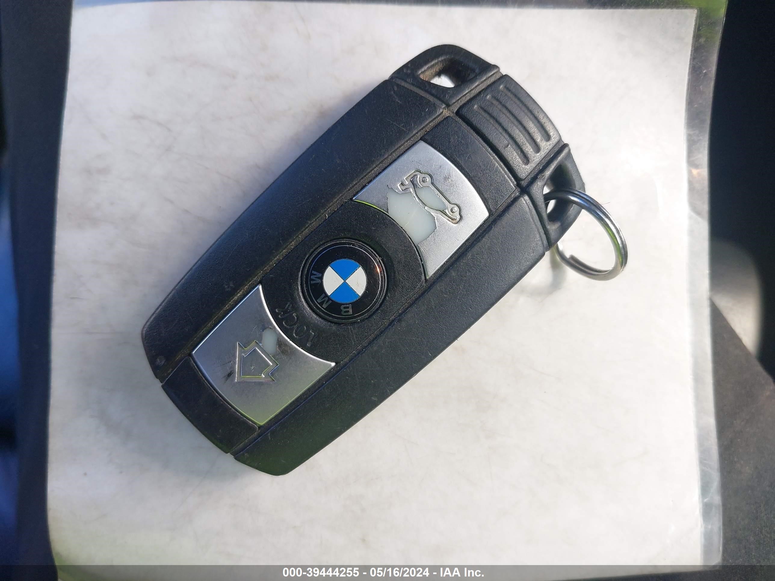 Photo 10 VIN: WBSNB93557CX07432 - BMW M5 